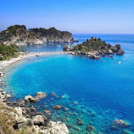 Mare Roccia Beachfront Apartment Taormina Eksteriør billede